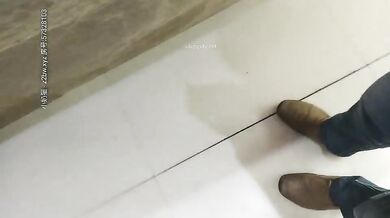 【足疗店小粉灯】偷拍 真实攻略按摩足疗店 2天多女~扫街达人，打桩机性欲强真实刺激推荐看 (27)